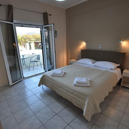 Appartement Ammos à Roda  Extérieur photo