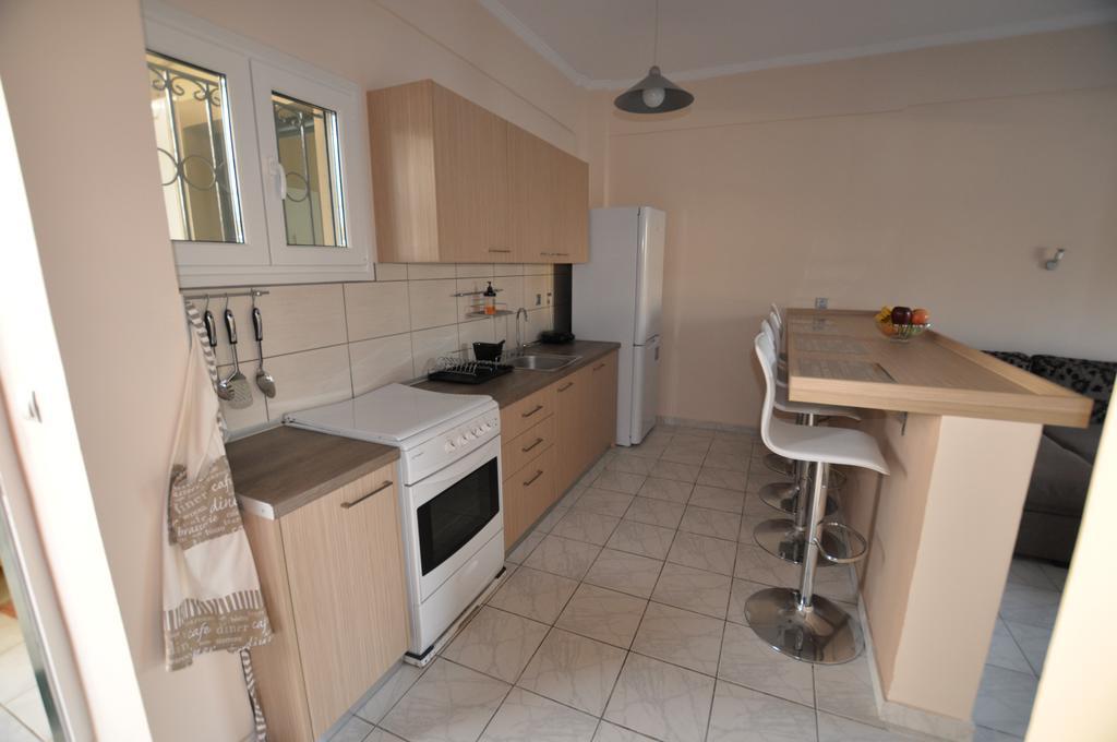 Appartement Ammos à Roda  Extérieur photo